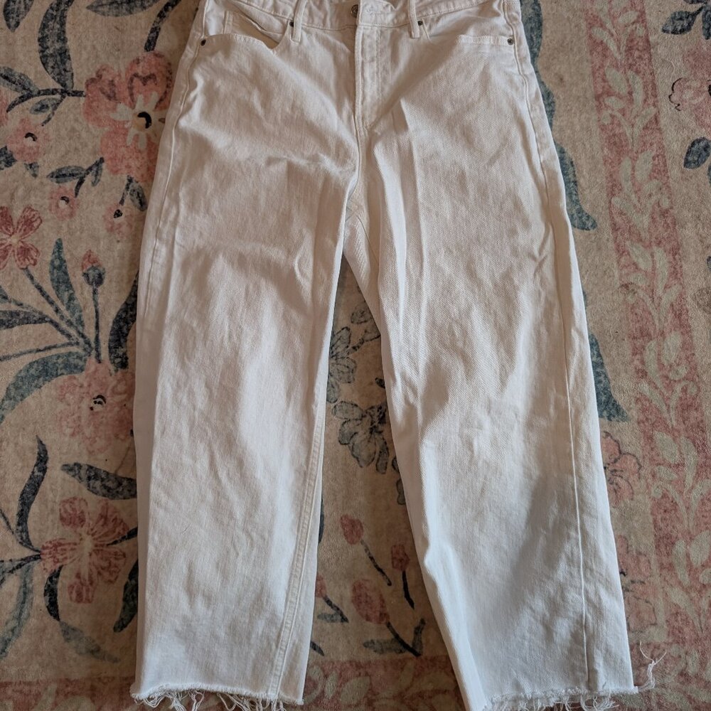 Old Navy Sky High Wide Leg Cropped Jean
